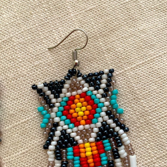 Gorgeous handmade Colombian Earrings - Picture 2 of 5